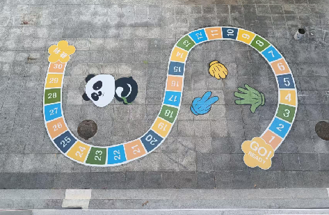 滨海地面游戏彩绘