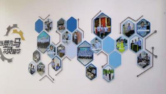 滨海文化墙最常见的做法。